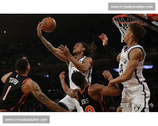 全面解析本场比赛关键时刻及战术变化带来的影响与最终结果